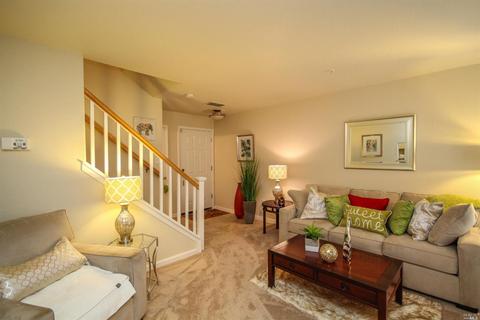 156 Ritter Ct, Fairfield, CA 94534 photo 9