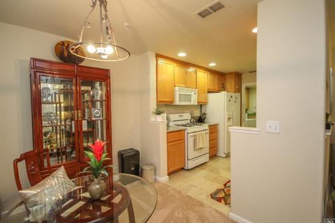 156 Ritter Ct, Fairfield, CA 94534 photo 11