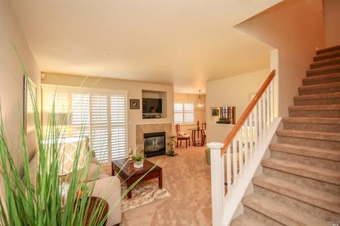 156 Ritter Ct, Fairfield, CA 94534 photo 4