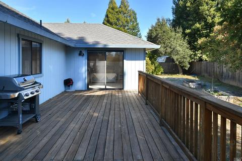 422 Tee Dr, Healdsburg, CA 95448 photo 15