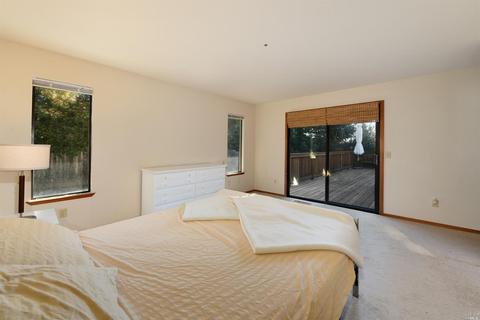 422 Tee Dr, Healdsburg, CA 95448 photo 9