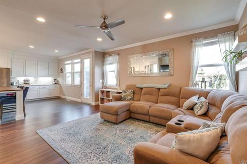 1164 Rochioli Dr, Windsor, CA 95492 photo 13