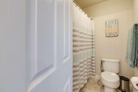 1164 Rochioli Dr, Windsor, CA 95492 photo 25