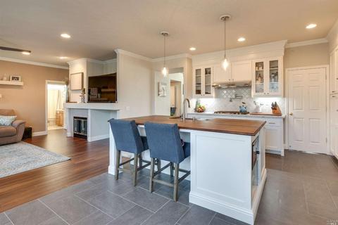 1164 Rochioli Dr, Windsor, CA 95492 photo 11