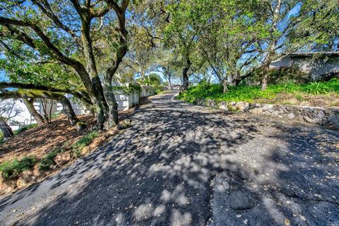 597 Montecito Blvd, Napa, CA 94559 photo 4