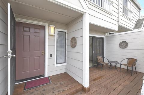 321 Seaport Dr, Vallejo, CA 94590 photo 2