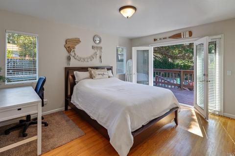 814 Olive St, Petaluma, CA 94952 photo 4