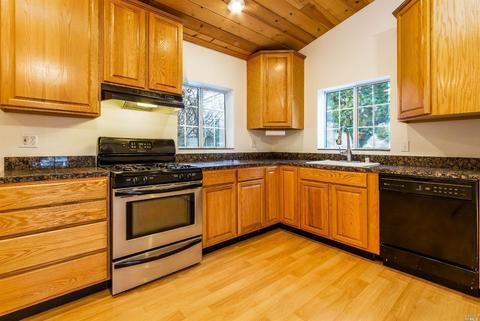 74 Fort Bragg Rd, Willits, CA 95490 photo 3