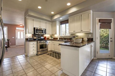 8174 Luisa Way, Windsor, CA 95492 photo 11