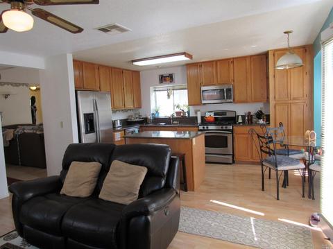 356 Regency Cir, Vacaville, CA 95687 photo 3