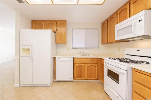 1012 Scott St, Fairfield, CA 94533 photo 9