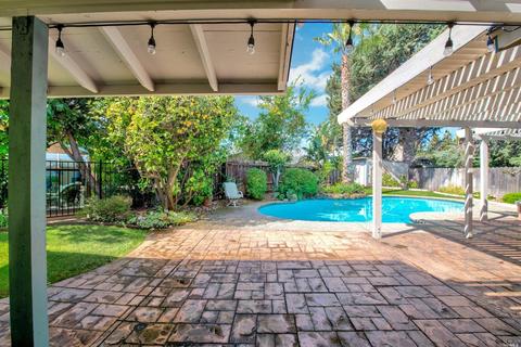 3055 Marbury Ct, Fairfield, CA 94533 photo 2