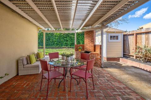 106 E Strawberry Dr, Mill Valley, CA 94941 photo 8
