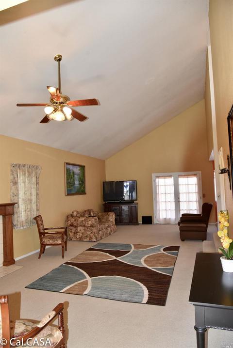 405 Duncan Dr, Windsor, CA 95492 photo 3