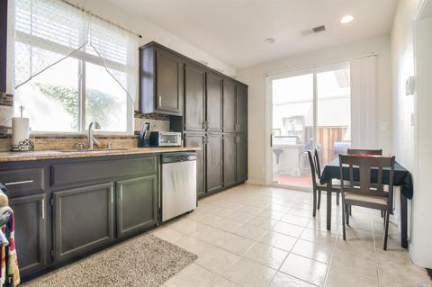 710 Racoon Ct, Fairfield, CA 94533 photo 9