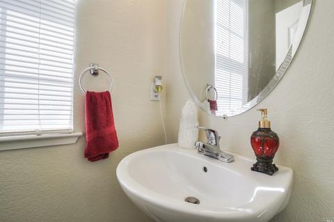 710 Racoon Ct, Fairfield, CA 94533 photo 14