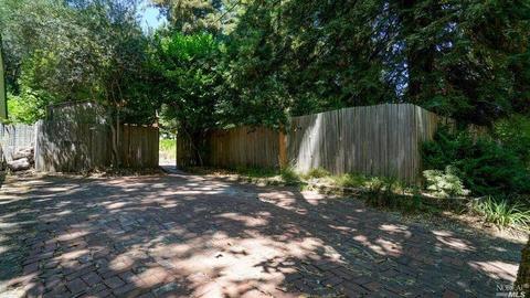 428 Cascade Dr, Fairfax, CA 94930 photo 2