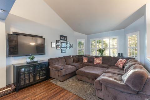 254 Cayetano Dr, Windsor, CA 95492 photo 13