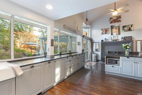 254 Cayetano Dr, Windsor, CA 95492 photo 8