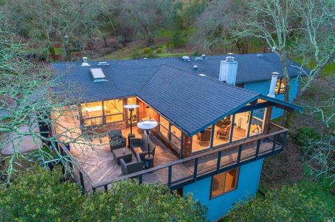 19190 Spring Dr, Sonoma, CA 95476 photo 3