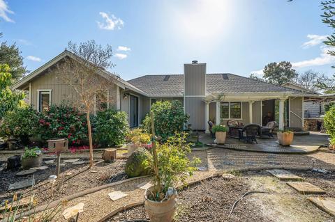 426 Tee Dr, Healdsburg, CA 95448 photo 19