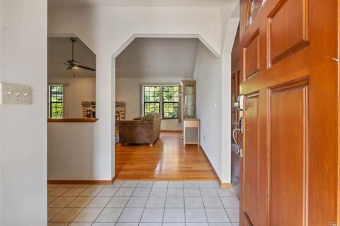 426 Tee Dr, Healdsburg, CA 95448 photo 4