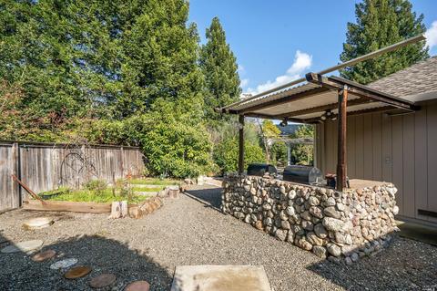 426 Tee Dr, Healdsburg, CA 95448 photo 24