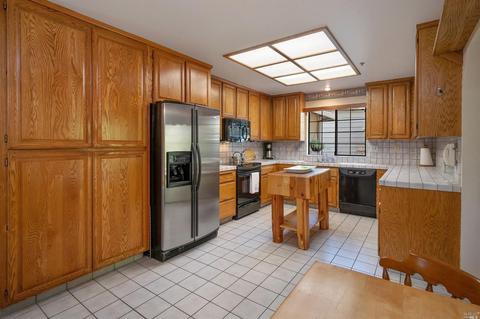 426 Tee Dr, Healdsburg, CA 95448 photo 10