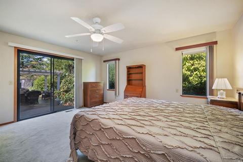 426 Tee Dr, Healdsburg, CA 95448 photo 17