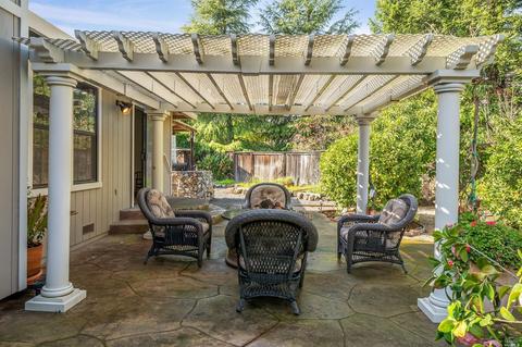 426 Tee Dr, Healdsburg, CA 95448 photo 22