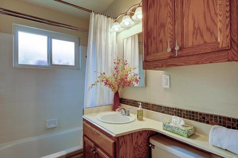 209 Grapewood St, Vallejo, CA 94591 photo 24