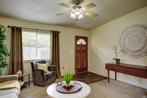 209 Grapewood St, Vallejo, CA 94591 photo 6
