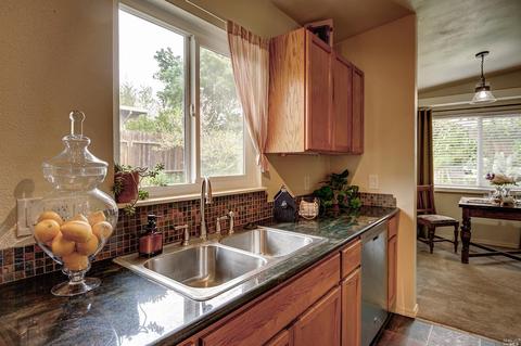 209 Grapewood St, Vallejo, CA 94591 photo 16