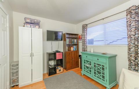 3257 Macfadden St, Napa, CA 94558 photo 21