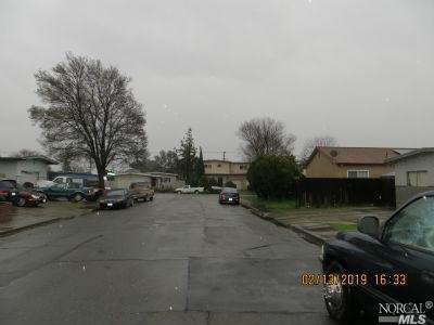 519 Iowa St, Fairfield, CA 94533 photo 4