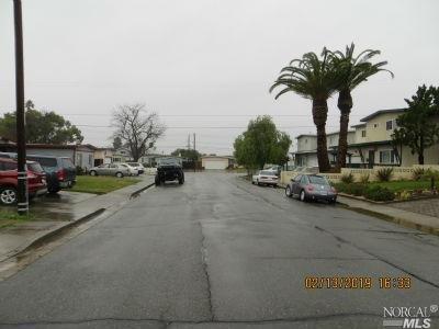 519 Iowa St, Fairfield, CA 94533 photo 3