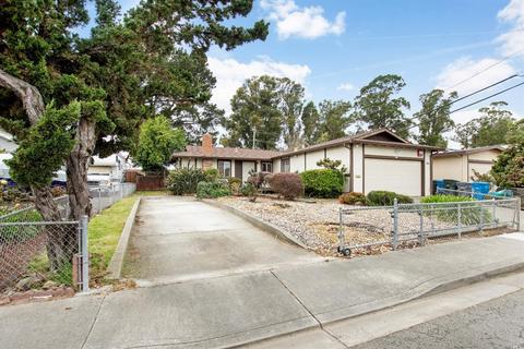 127 Falcon Dr, Vallejo, CA 94589 photo 1
