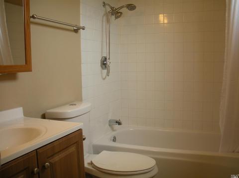 229 Evelyn Cir, Vallejo, CA 94589 photo 16