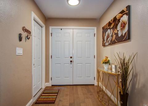 229 Evelyn Cir, Vallejo, CA 94589 photo 2