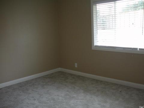 229 Evelyn Cir, Vallejo, CA 94589 photo 10