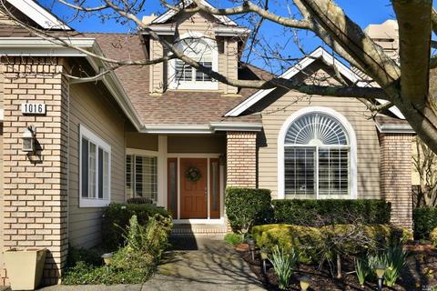 1016 Elsbree Ln, Windsor, CA 95492 photo 2