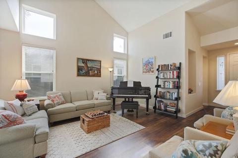 143 Bouquet Cir, Windsor, CA 95492 photo 4