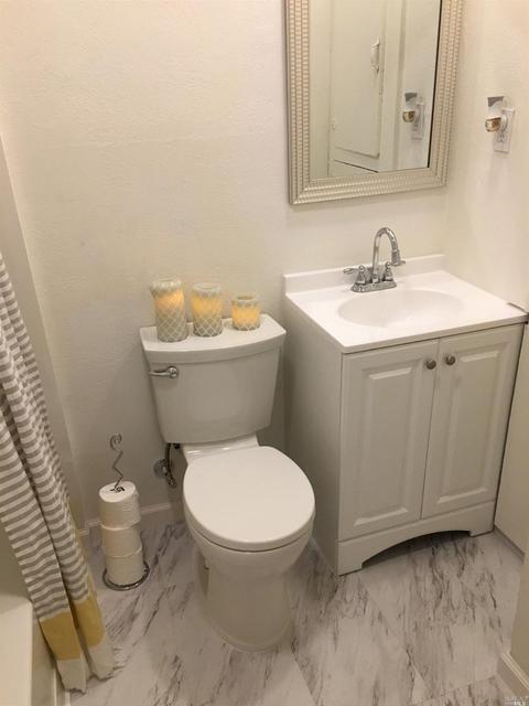 208 Madison St, Fairfield, CA 94533 photo 5