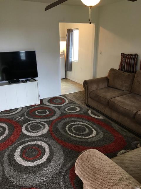 208 Madison St, Fairfield, CA 94533 photo 3