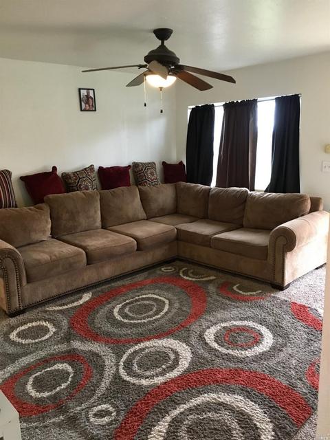 208 Madison St, Fairfield, CA 94533 photo 4