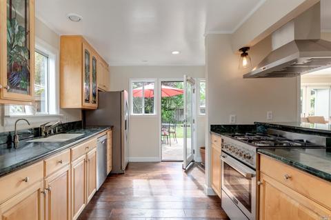 44 Mohawk Ave, Corte Madera, CA 94925 photo 13