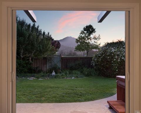 44 Mohawk Ave, Corte Madera, CA 94925 photo 2