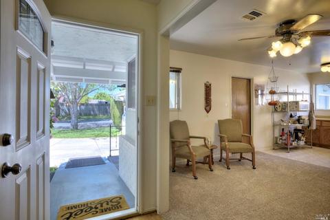 126 Kit Carson Way, Vallejo, CA 94589 photo 3