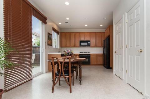 552 Refosco Ct, Fairfield, CA 94534 photo 13