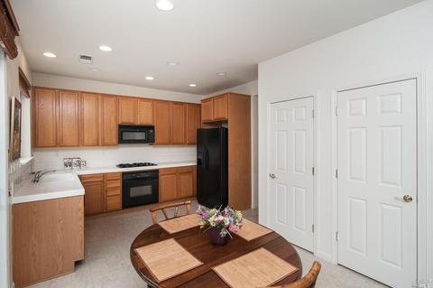 552 Refosco Ct, Fairfield, CA 94534 photo 12